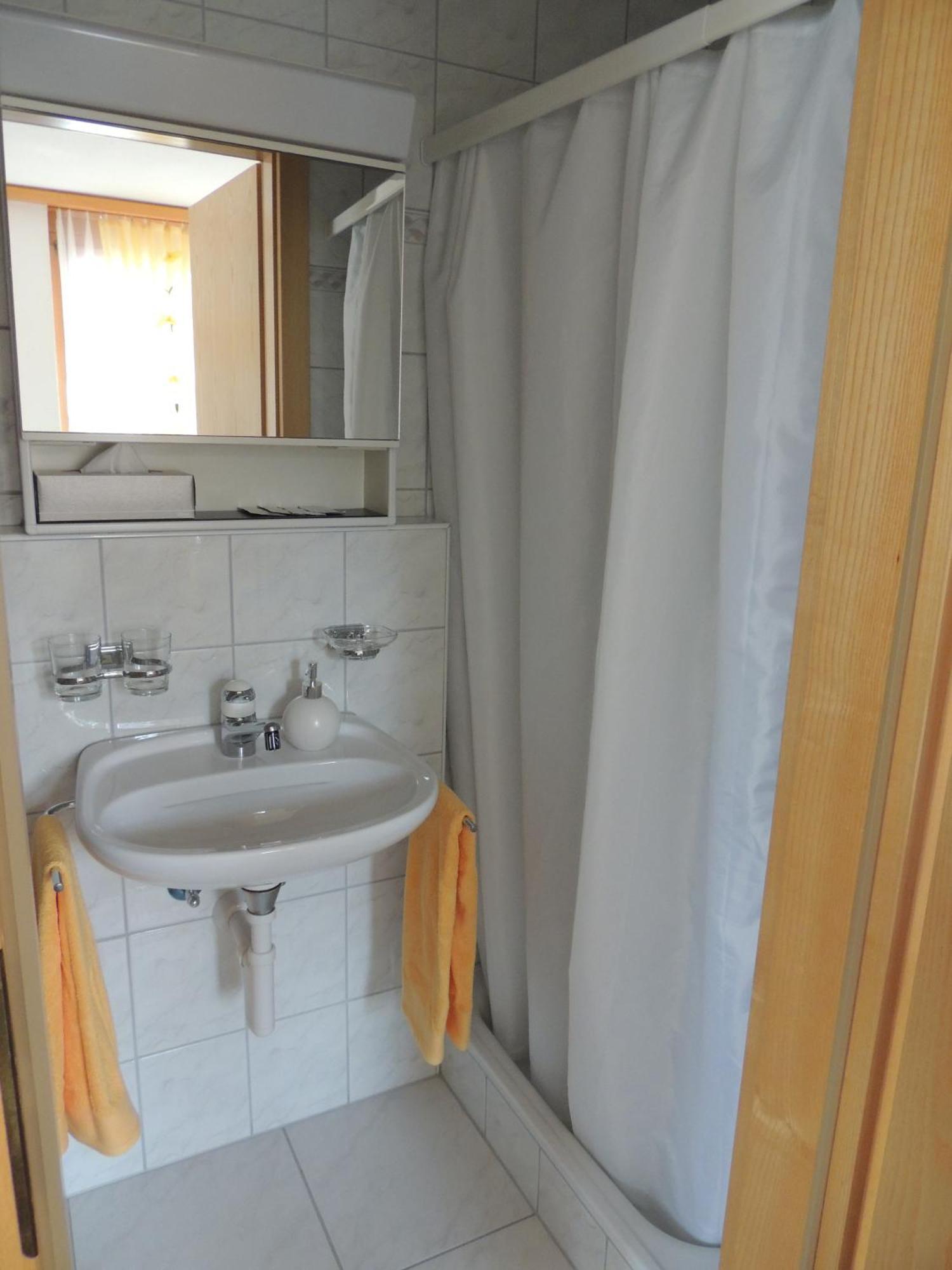 Hotel Bz Sunnahof Oberschan Phòng bức ảnh